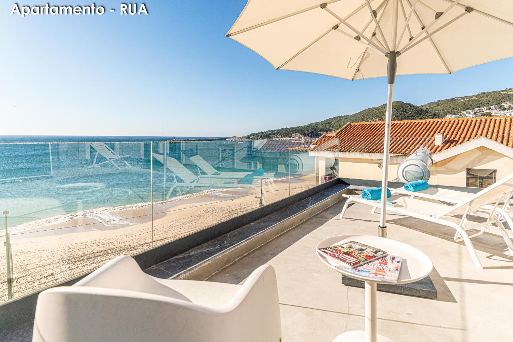 Season Apartments Sesimbra Exterior photo